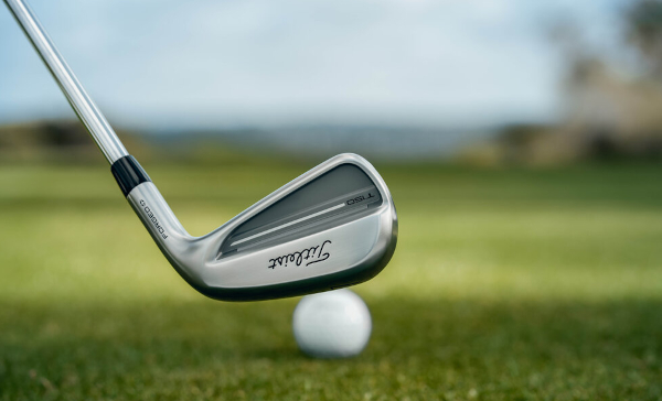 Järnset från Titleist