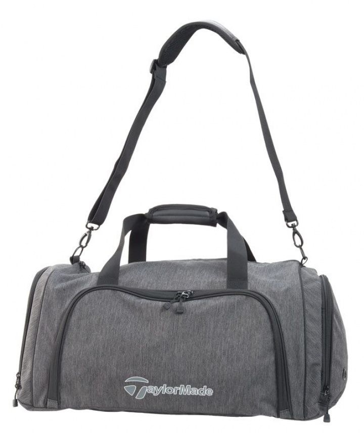 TaylorMade Classic Medium Duffle Grafit i gruppen Tillbehör / Golftillbehör / Väskor / Sportbagar hos Dimbo Golf AB (1601036-93)
