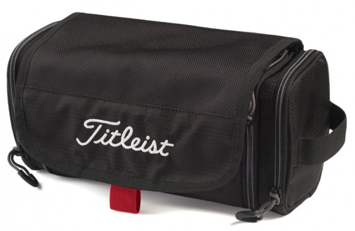 Titleist Necessär Svart TA6 i gruppen Tillbehör / Golftillbehör / Väskor / Necessär hos Dimbo Golf AB (3201025)