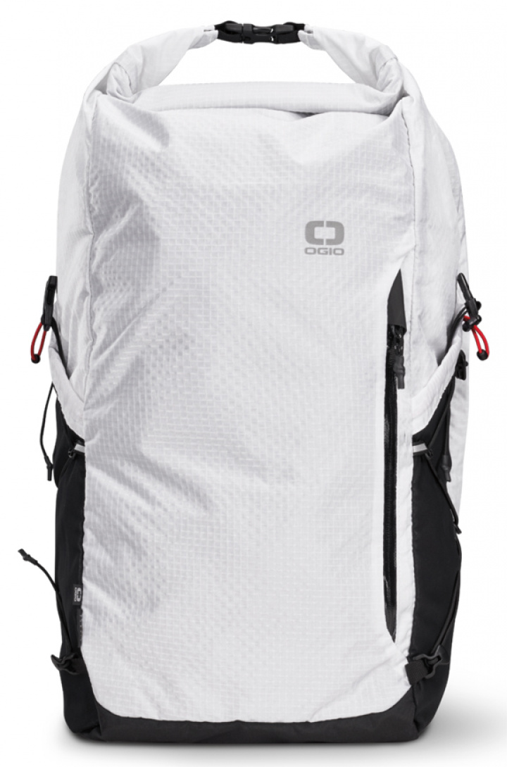 Ogio Ryggsäck Rolltop 25 Vit i gruppen Tillbehör / Golftillbehör / Väskor / Ryggsäckar hos Dimbo Golf AB (3901041-10)