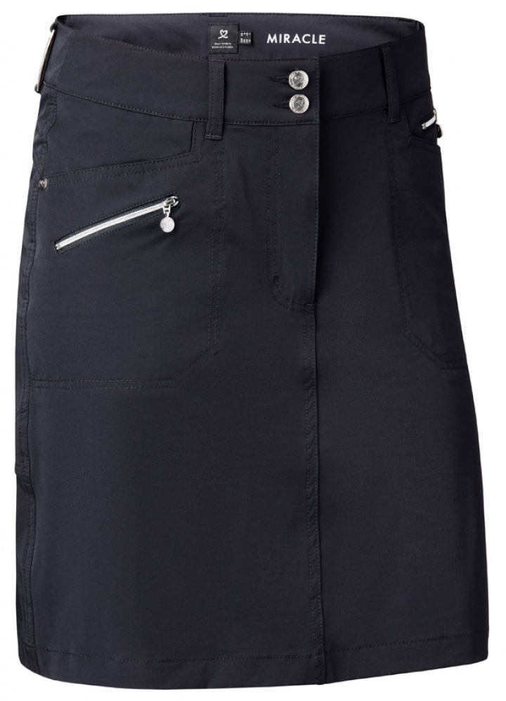 Daily Sports Skort Miracle Vind 40 cm 001211 Svart i gruppen Kläder / Damkläder / VINDPLAGG hos Dimbo Golf AB (6032047-99938r)