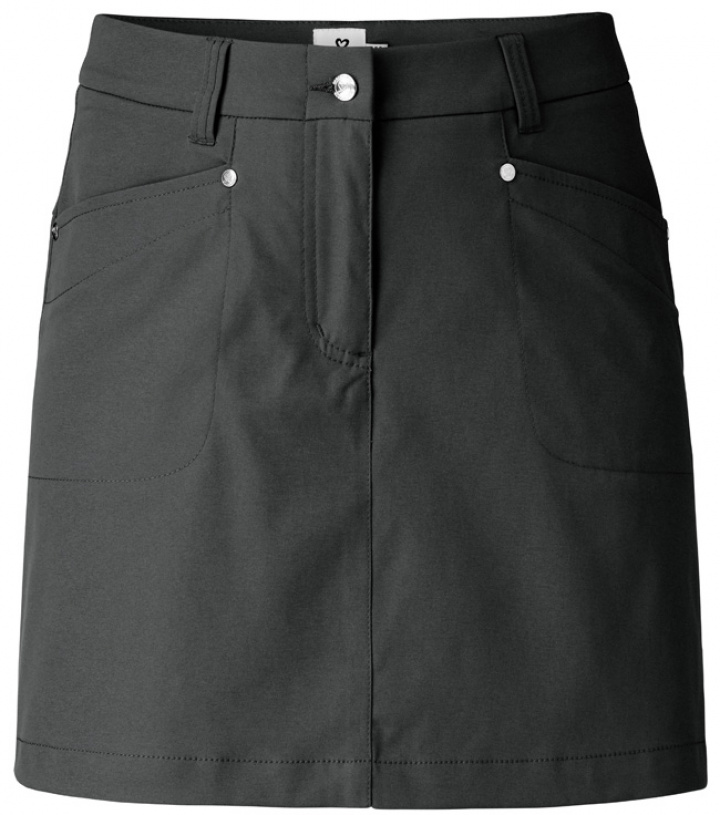 Daily Sports Skort Lyric Vind 52 cm 001260 Svart i gruppen Kläder / Damkläder / SKORTS / Daily Sports Skorts hos Dimbo Golf AB (6032051-99938r)