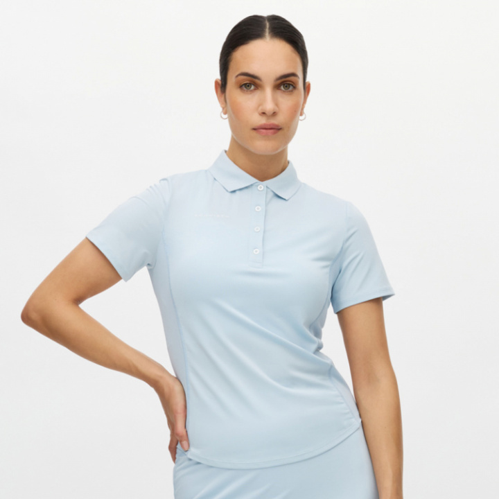 Röhnisch Kortärmad Piké Nicky Skyway i gruppen Kläder / Damkläder / KORTÄRM hos Dimbo Golf AB (6724077-S2764r)