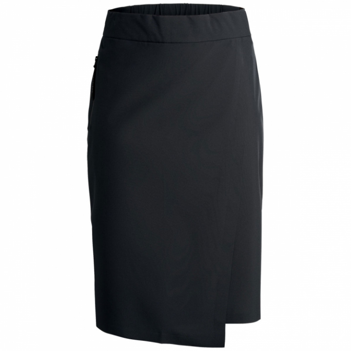 Röhnisch Storm Regn Skort Svart i gruppen Kläder / Damkläder / SKORTS / Röhnisch Skort hos Dimbo Golf AB (6731001-00013r)