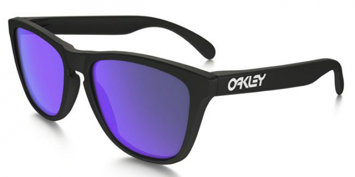 Oakley Solglasögon Frogskins Matt Svart/Violet Iridium i gruppen Kläder / Accessoarer / SOLGLASÖGON hos Dimbo Golf AB (7107002-02429855)